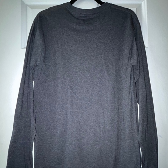 Men’s Hanes Long Sleeve Shirt Size Small - Picture 2 of 3